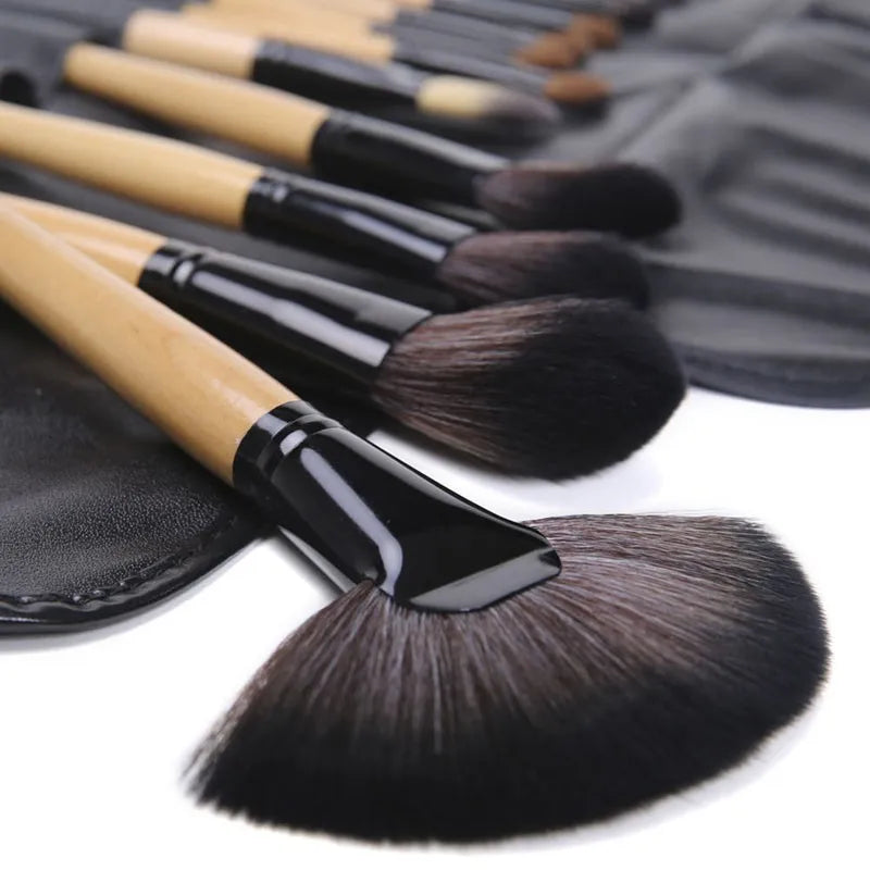 BrushBliss Make-up Set