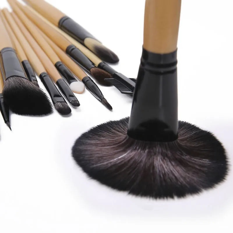 BrushBliss Make-up Set